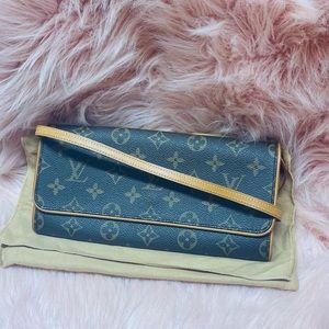 Louis Vuitton Monogram Twin GM Pochette Women's Shoulder Bag